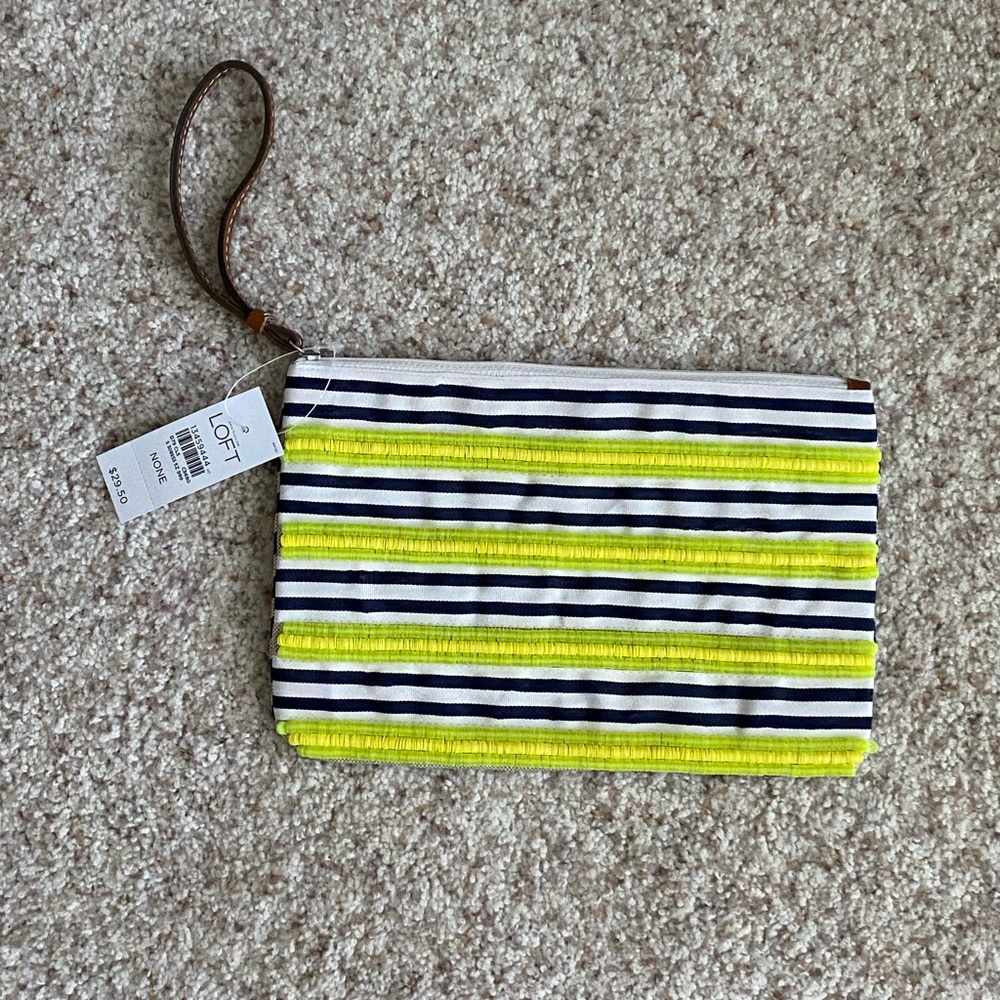 NWT Loft Clutch